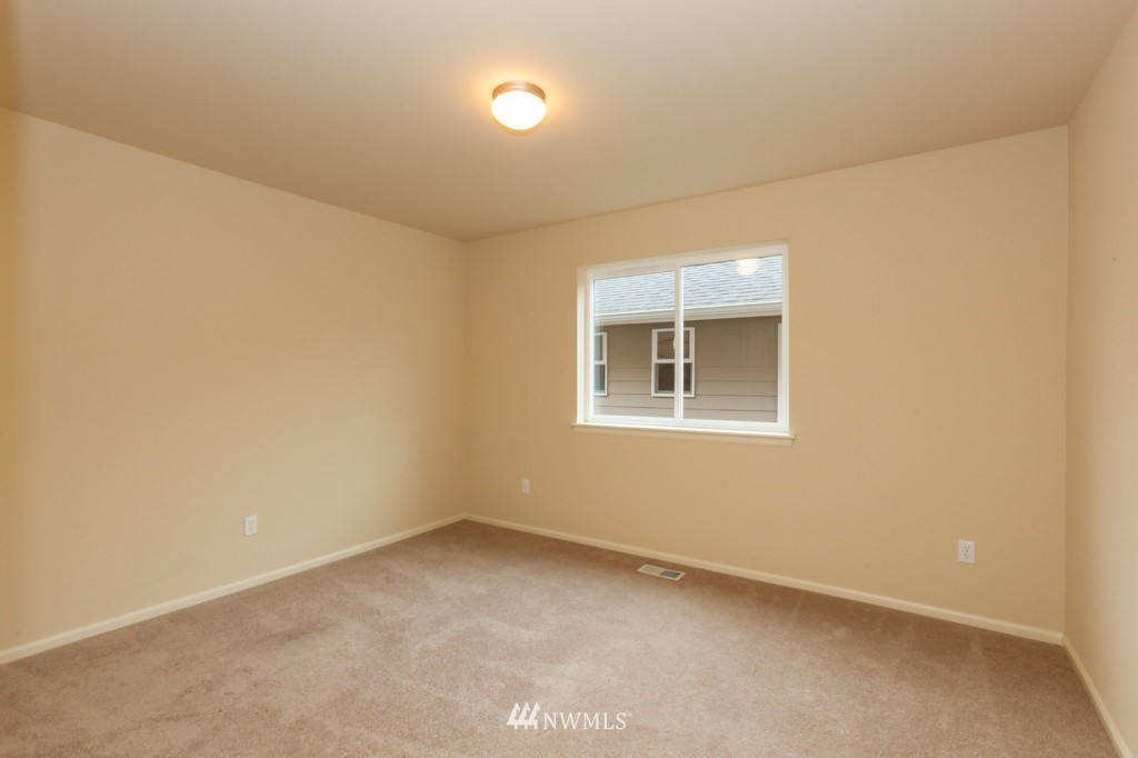 610 195th Street Southeast Bothell, WA 98012 - Photo 22 of 25 Gallery Image 22
