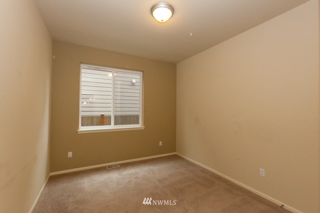 610 195th Street Southeast Bothell, WA 98012 - Photo 9 of 25 Gallery Image 9
