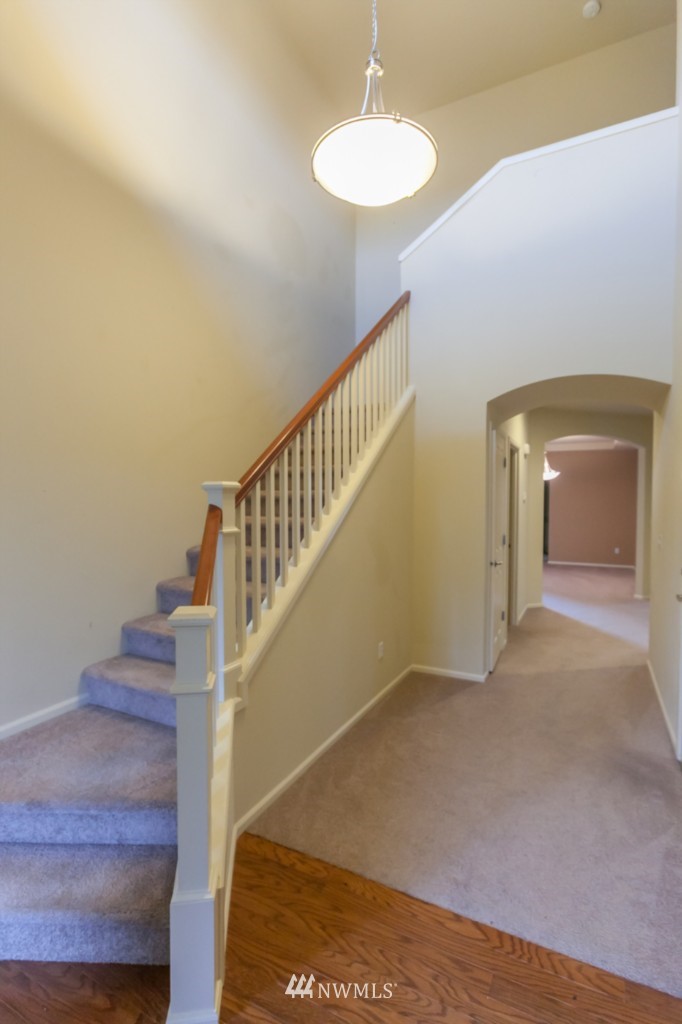 610 195th Street Southeast Bothell, WA 98012 - Photo 10 of 25 Gallery Image 10