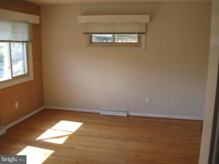 904 Wilson Road Wilmington, DE 19803 - Photo 8 of 11 Den