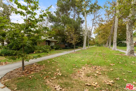 $849,000 | 5482 Village Green, Los Angeles, CA 90016