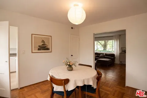 $849,000 | 5482 Village Green, Los Angeles, CA 90016