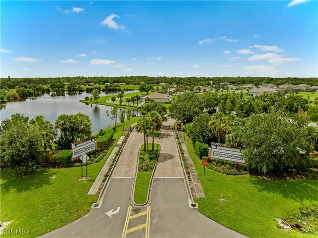 $830,000 | 2071 Hickeys Creekside Drive, Alva, FL 33920