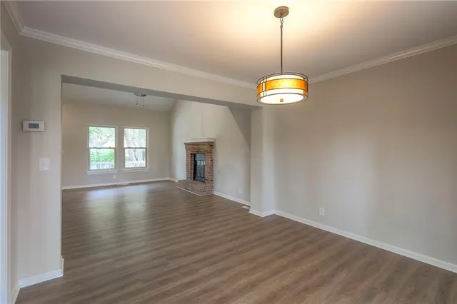 $319,950 | 11822 Oakmont Street, Overland Park, KS 66210
