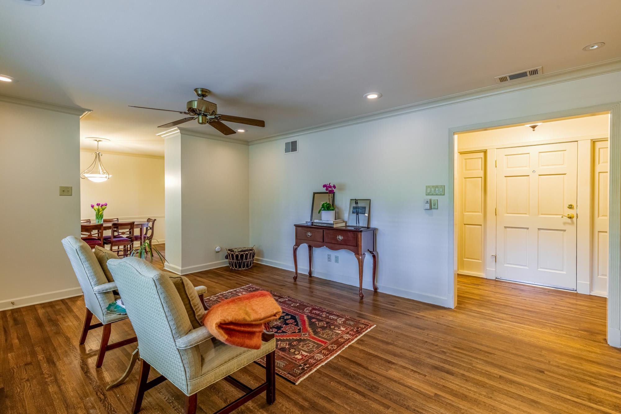 4174 Minden Road Memphis, TN 38117 - Photo 6 of 24 a living room with furniture and a wooden floor