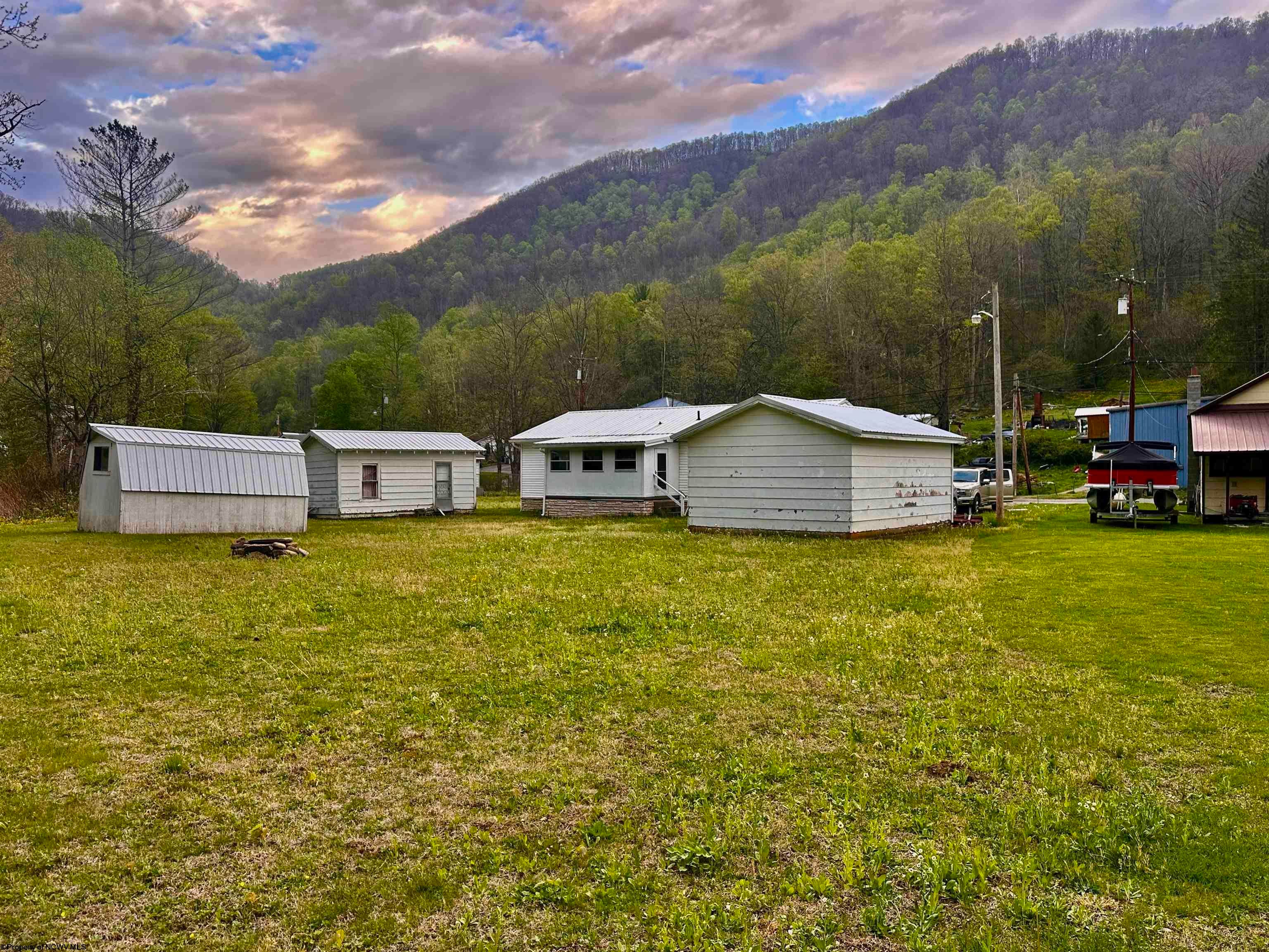 301 Elk River Road Webster Springs, WV 26288 - Photo 2 of 39 Gallery Image 2