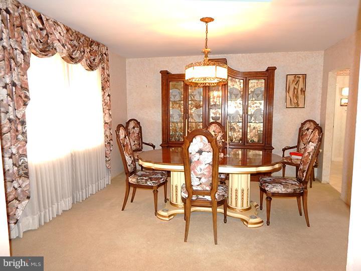 3638 Buck Road Huntingdon Valley, PA 19006 - Photo 4 of 25 Dining Room