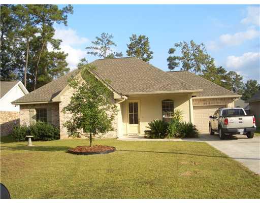 2423 Rue Pinckney Mandeville, LA 70448 - Photo 1 of 16 Gallery Image 1