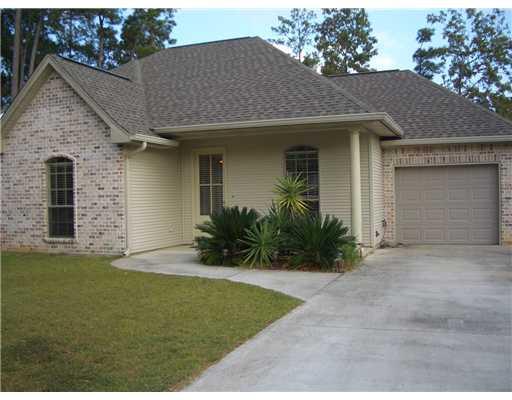 2423 Rue Pinckney Mandeville, LA 70448 - Photo 3 of 16 Gallery Image 3
