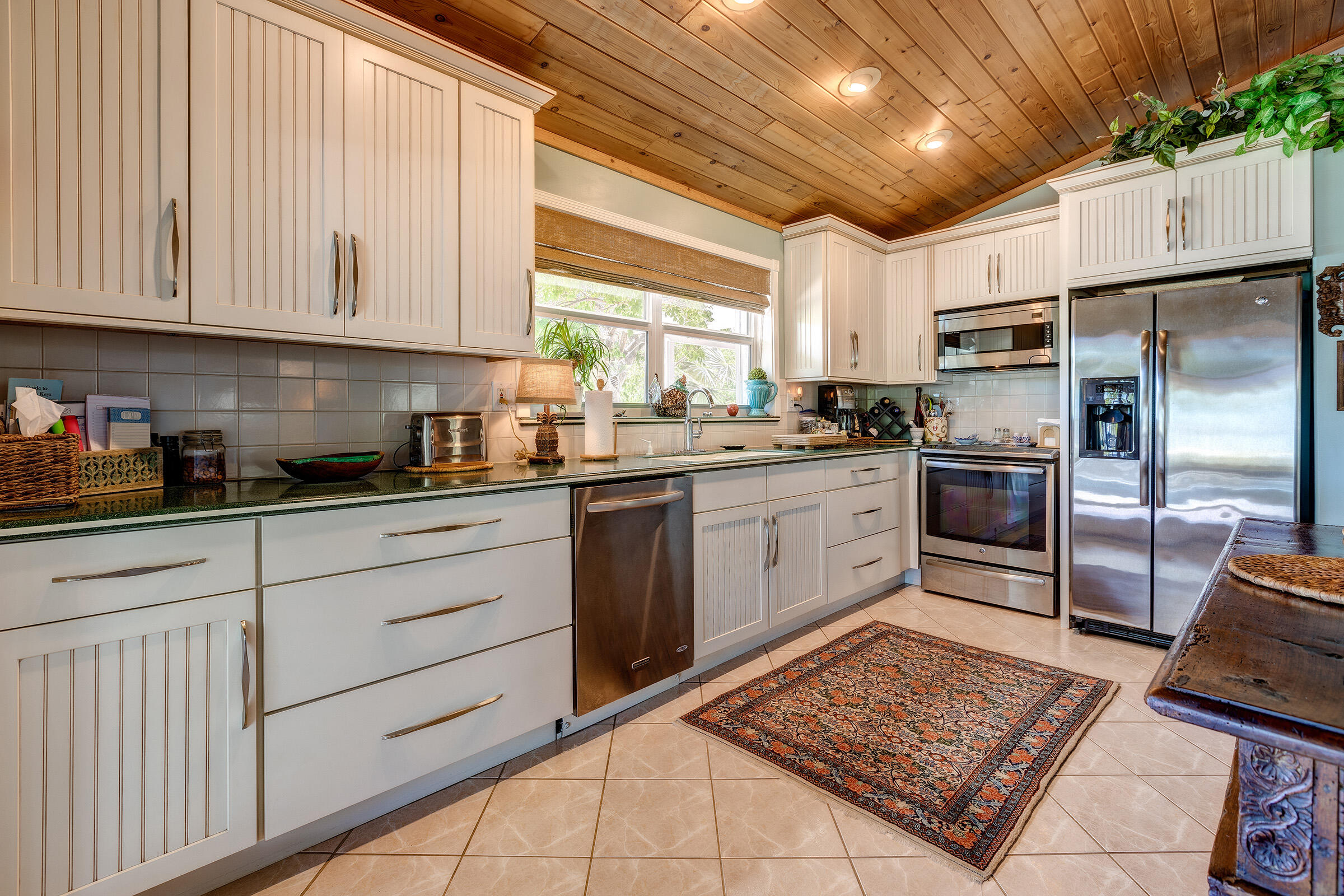 29410 Ranger Avenue Big Pine Key, FL 33043 - Photo 17 of 45 Kitchen