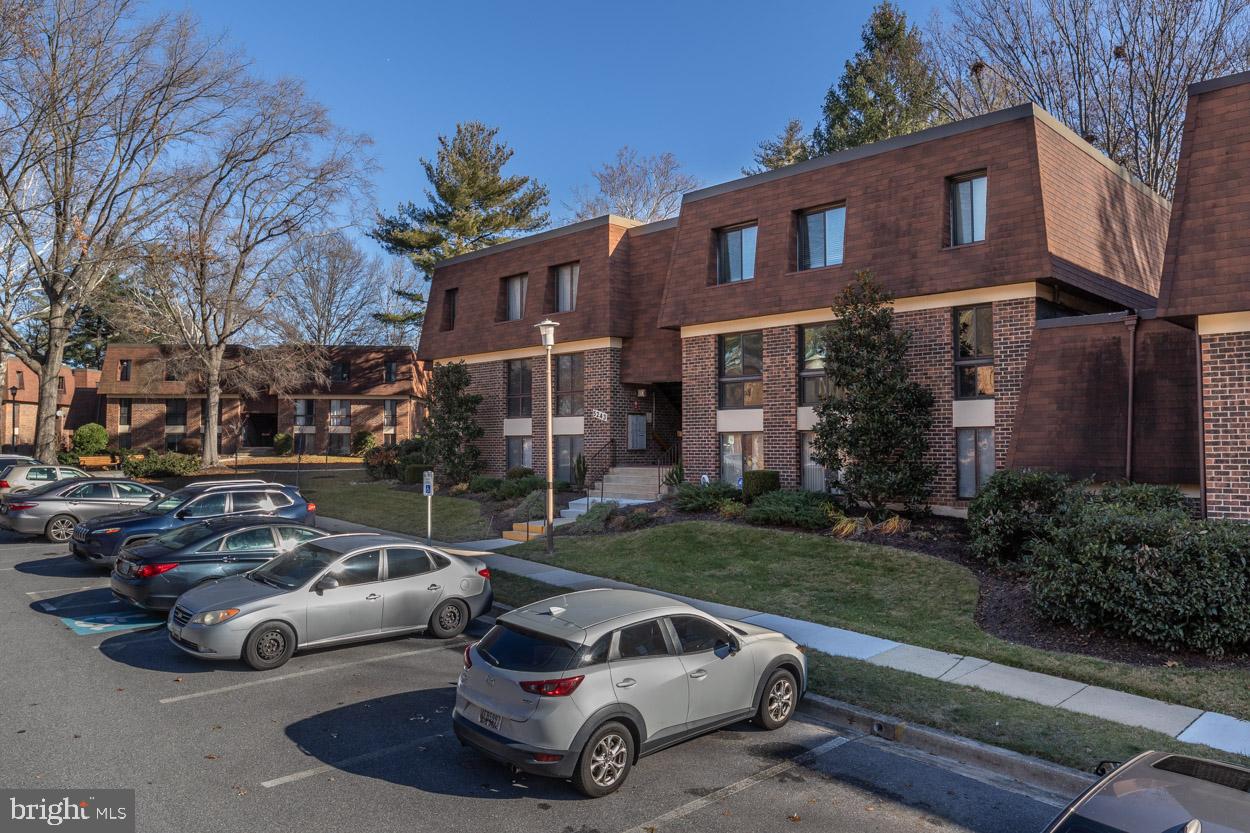 5243 West Running Brook Road, Unit 202 Columbia, MD 21044 - Photo 8 of 41