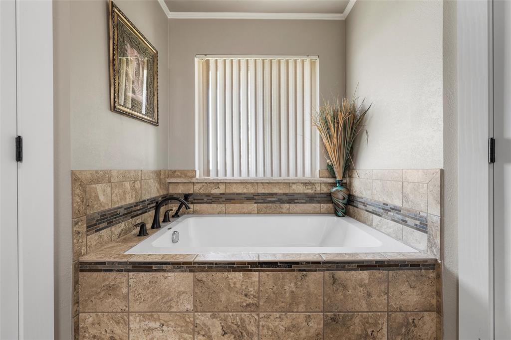 11541 Old Dallas Road West, TX 76691 - Photo 16 of 39