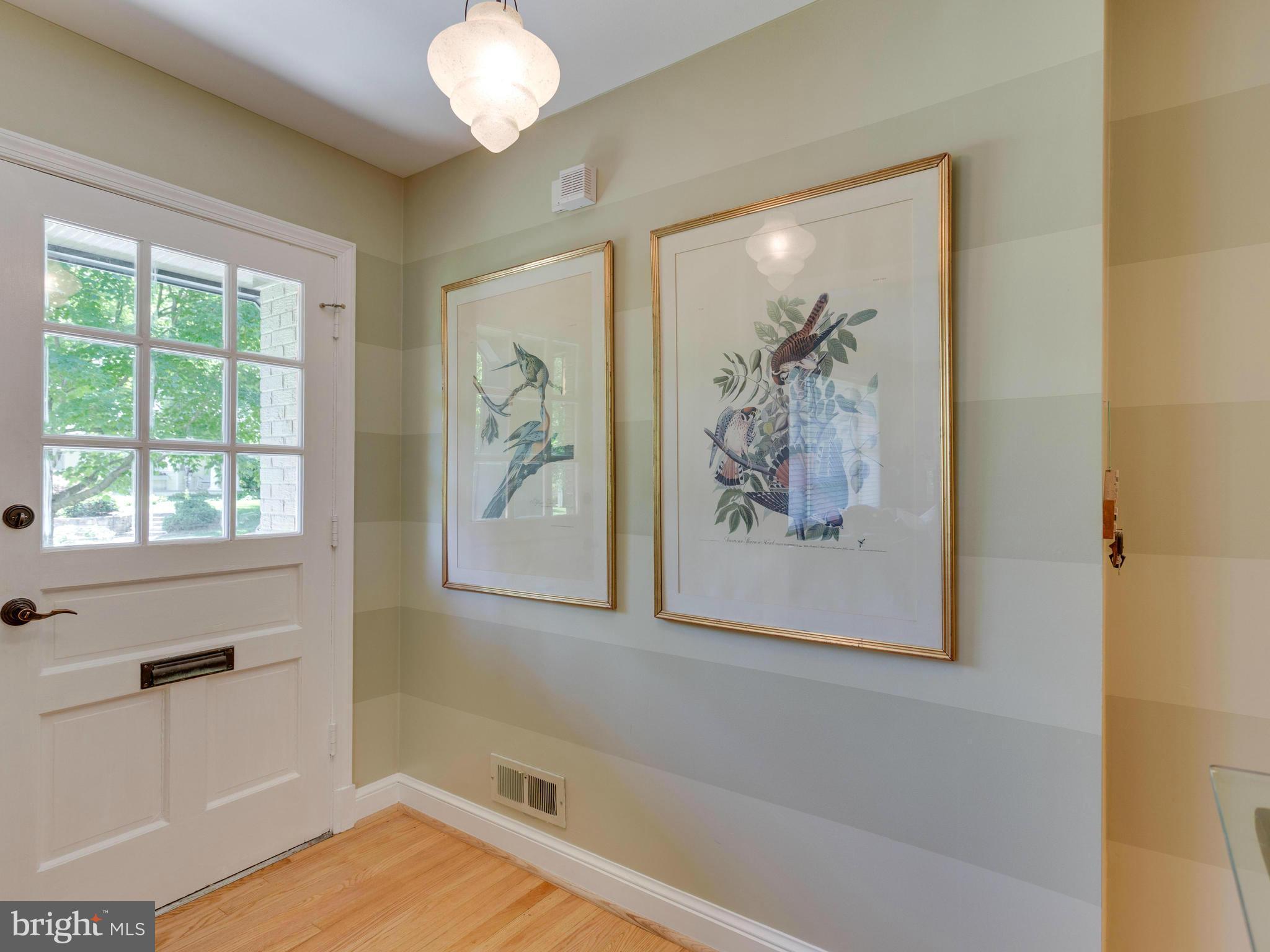 5605 Parkston Road Bethesda, MD 20816 - Photo 2 of 28 Interior (General)