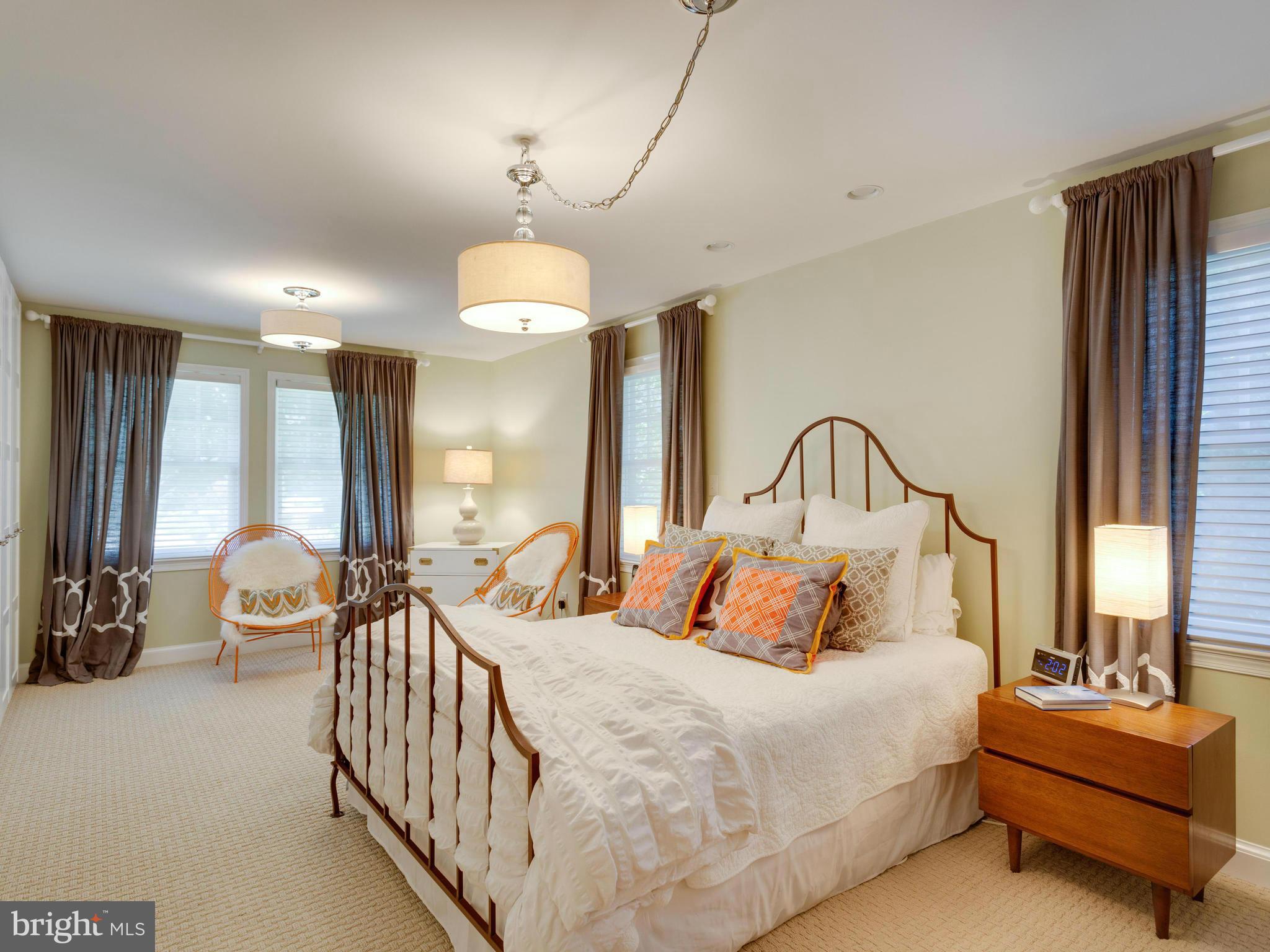 5605 Parkston Road Bethesda, MD 20816 - Photo 11 of 28 Bedroom (Master)
