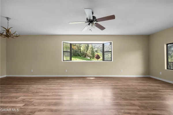 $550,000 | 29570 Butterfield Way, Tehachapi, CA 93561