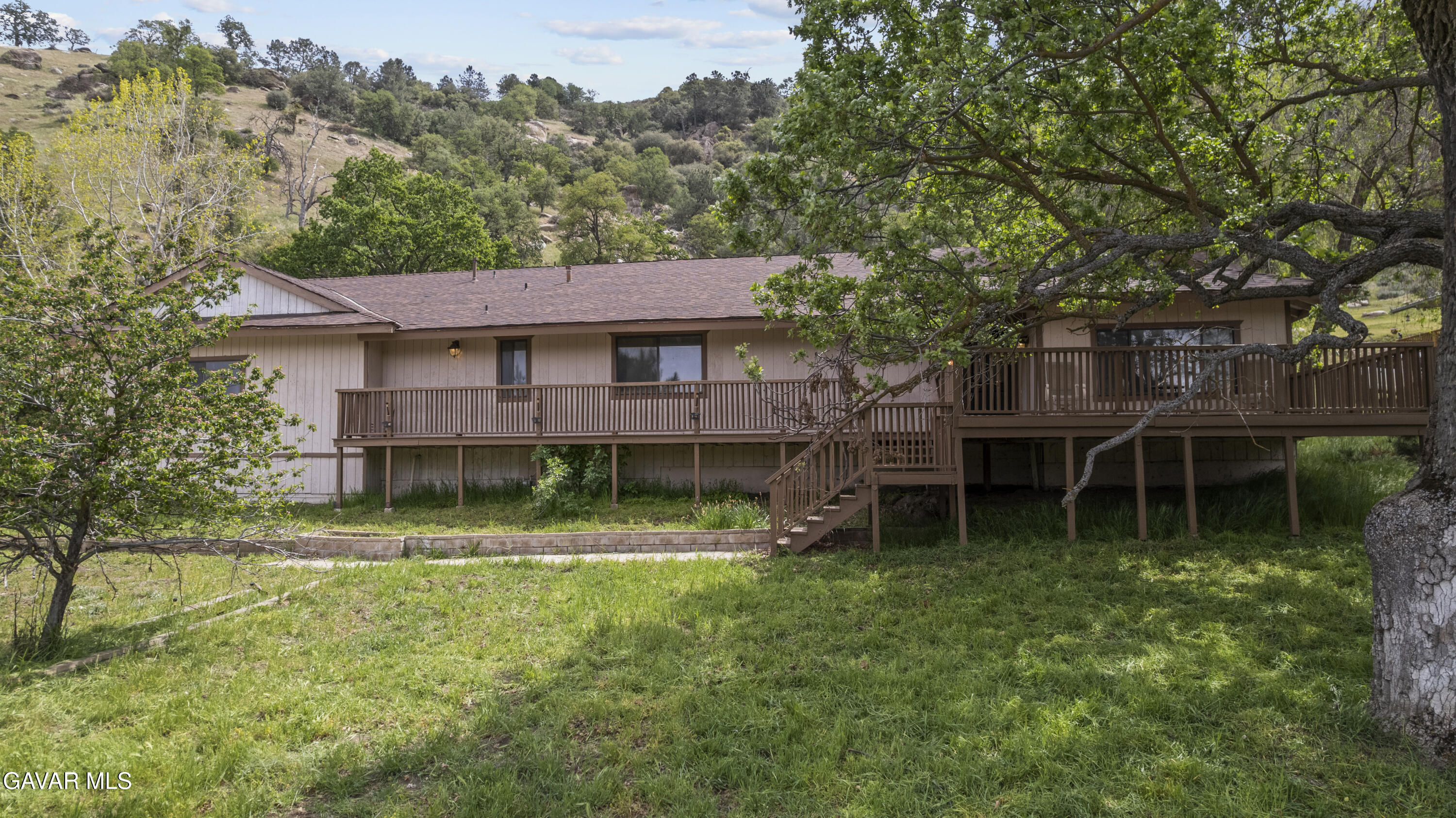 29570 Butterfield Way Tehachapi, CA 93561 - Photo 2 of 59 DJI_0521