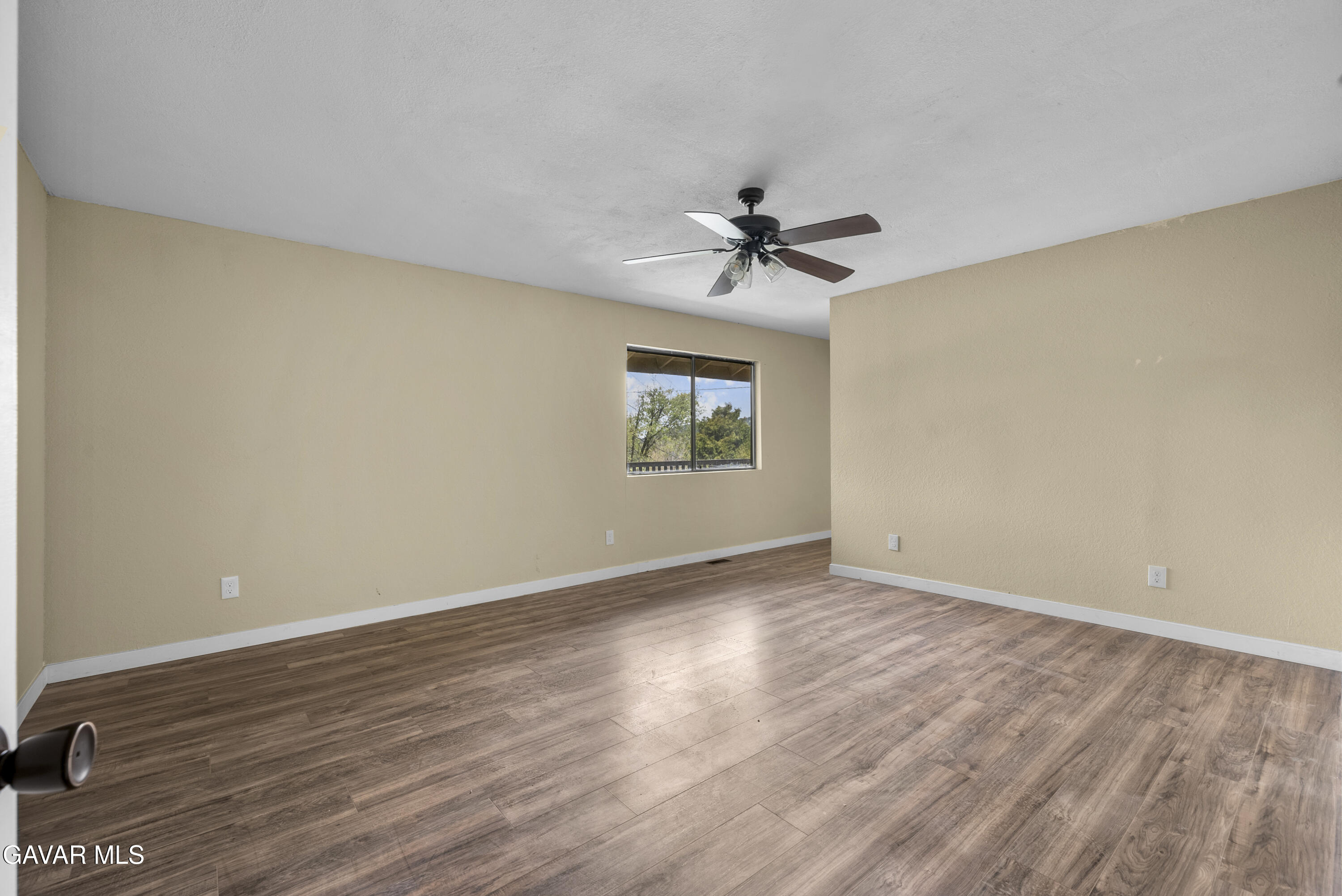 29570 Butterfield Way Tehachapi, CA 93561 - Photo 41 of 59 DSC04541