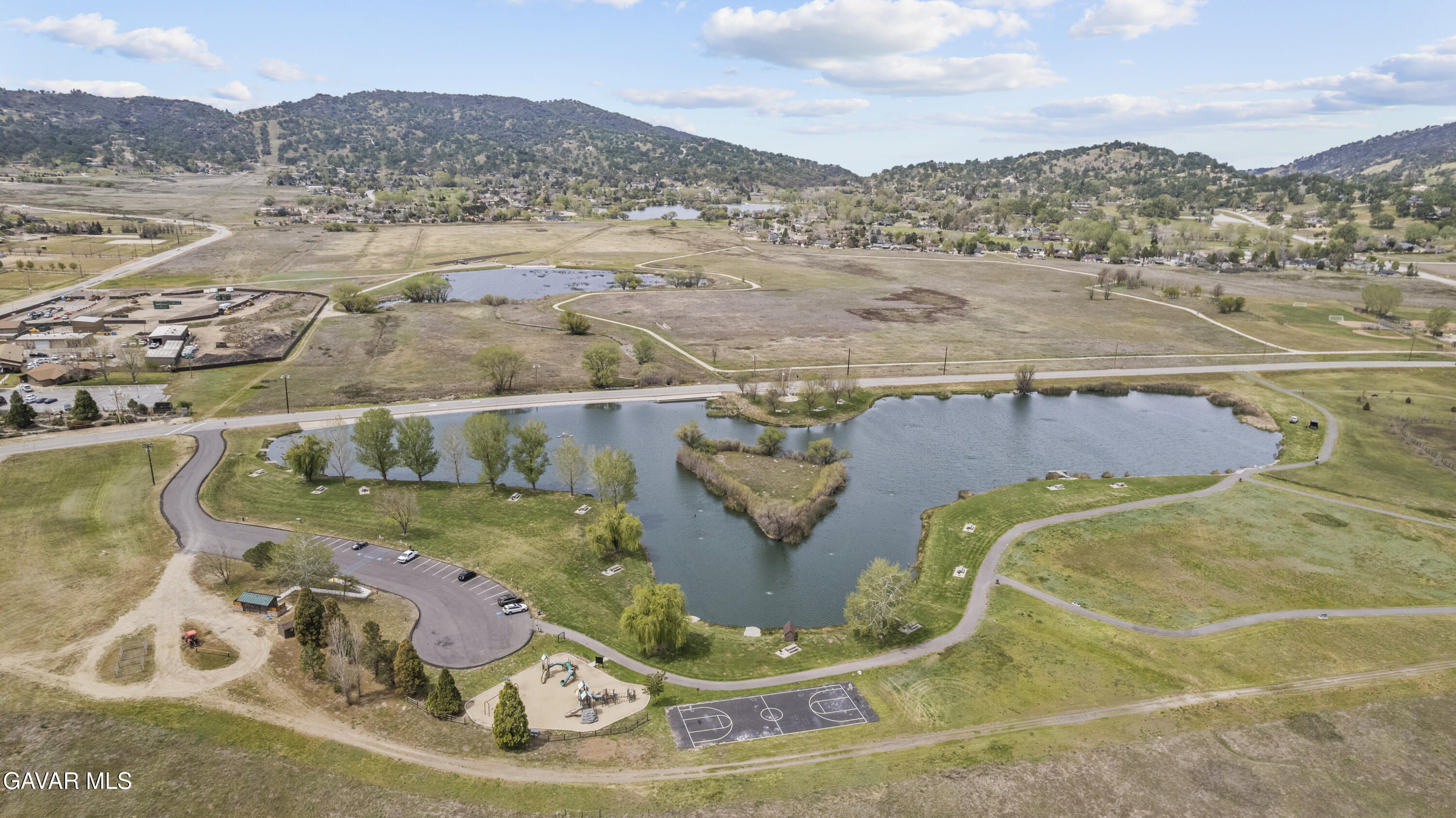 29570 Butterfield Way Tehachapi, CA 93561 - Photo 9 of 59 DJI_0606