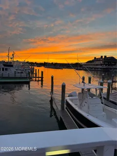 $6,200,000 | 564 Lake Avenue, Bay Head, NJ 08742