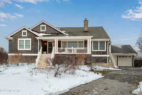 $6,200,000 | 564 Lake Avenue, Bay Head, NJ 08742