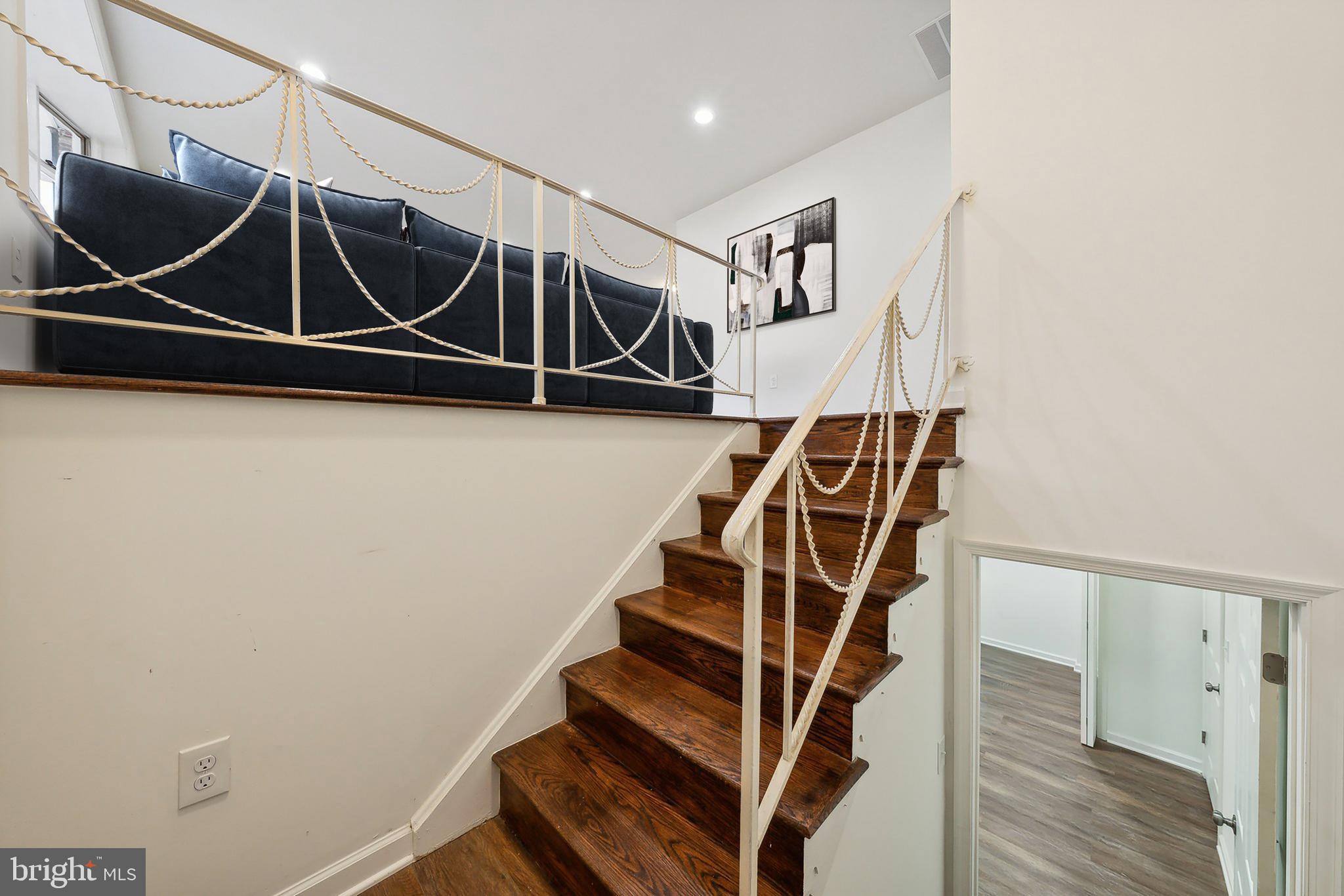 6205 Brooke Jane Drive Clinton, MD 20735 - Photo 14 of 26 a view of entryway