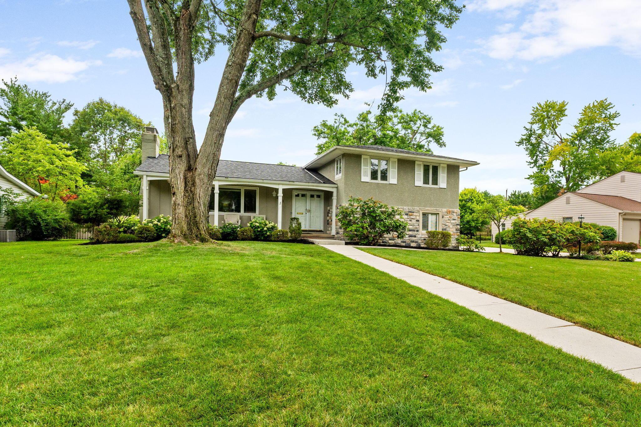 2211 Sheringham Road Columbus, OH 43220 - Photo 55 of 73 2211 Sheringham Rd (Exterior)-3