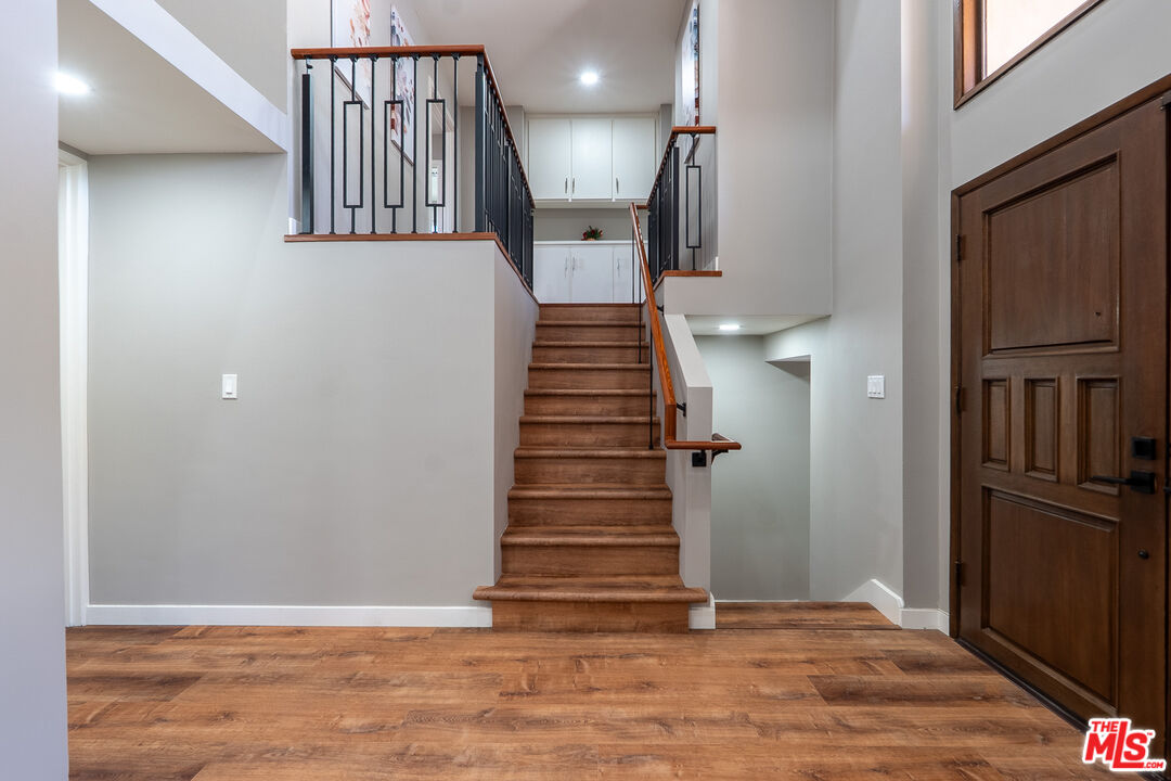20456 Strathern Street Winnetka, CA 91306 - Photo 12 of 37
