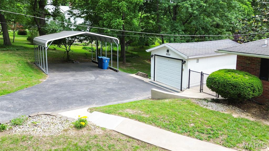 2255 Alby Street Alton, IL 62002 - Photo 62 of 67