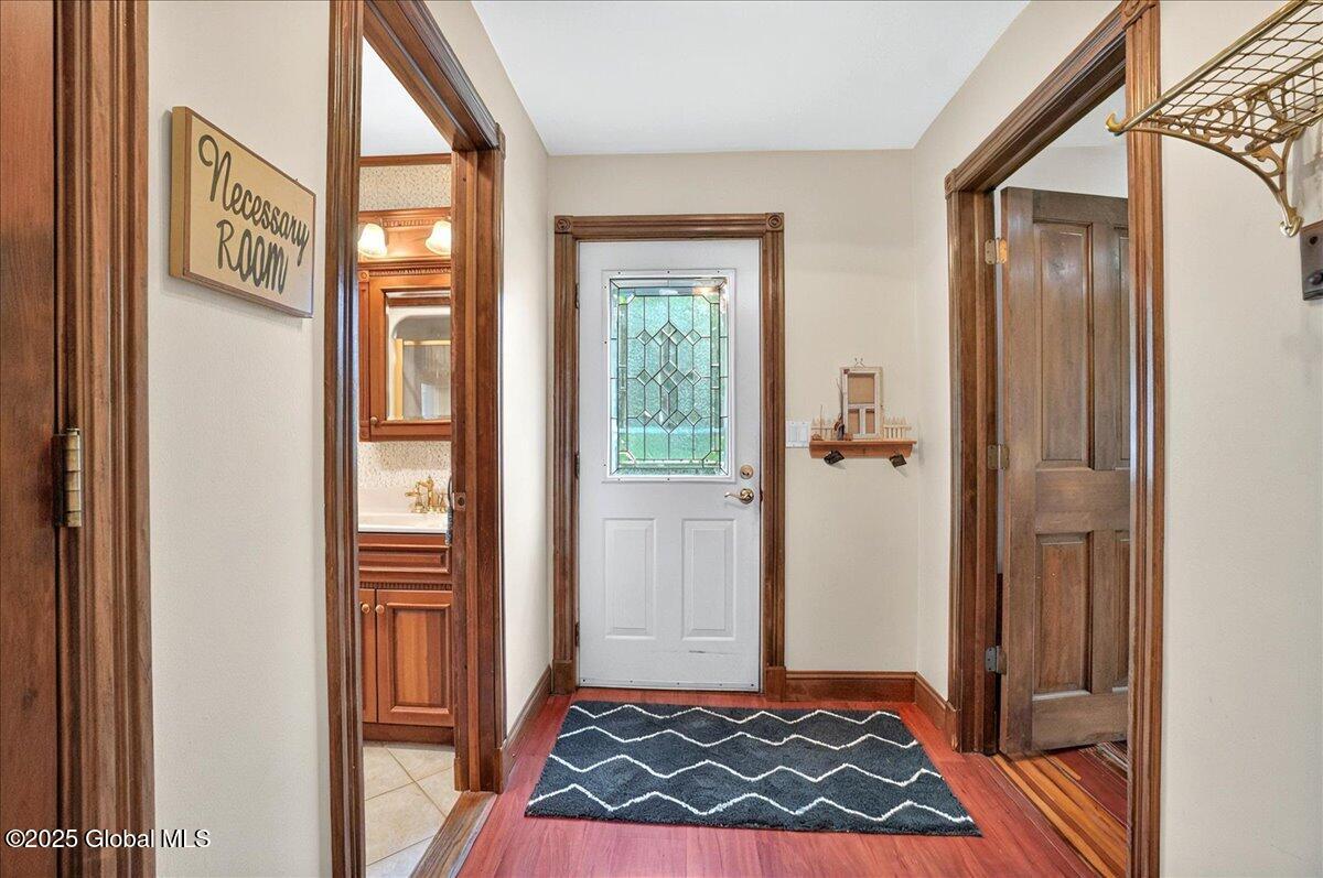 48 Church Hill Road Halfmoon, NY 12188 - Photo 18 of 55 20-48 Church Hill Rd-20