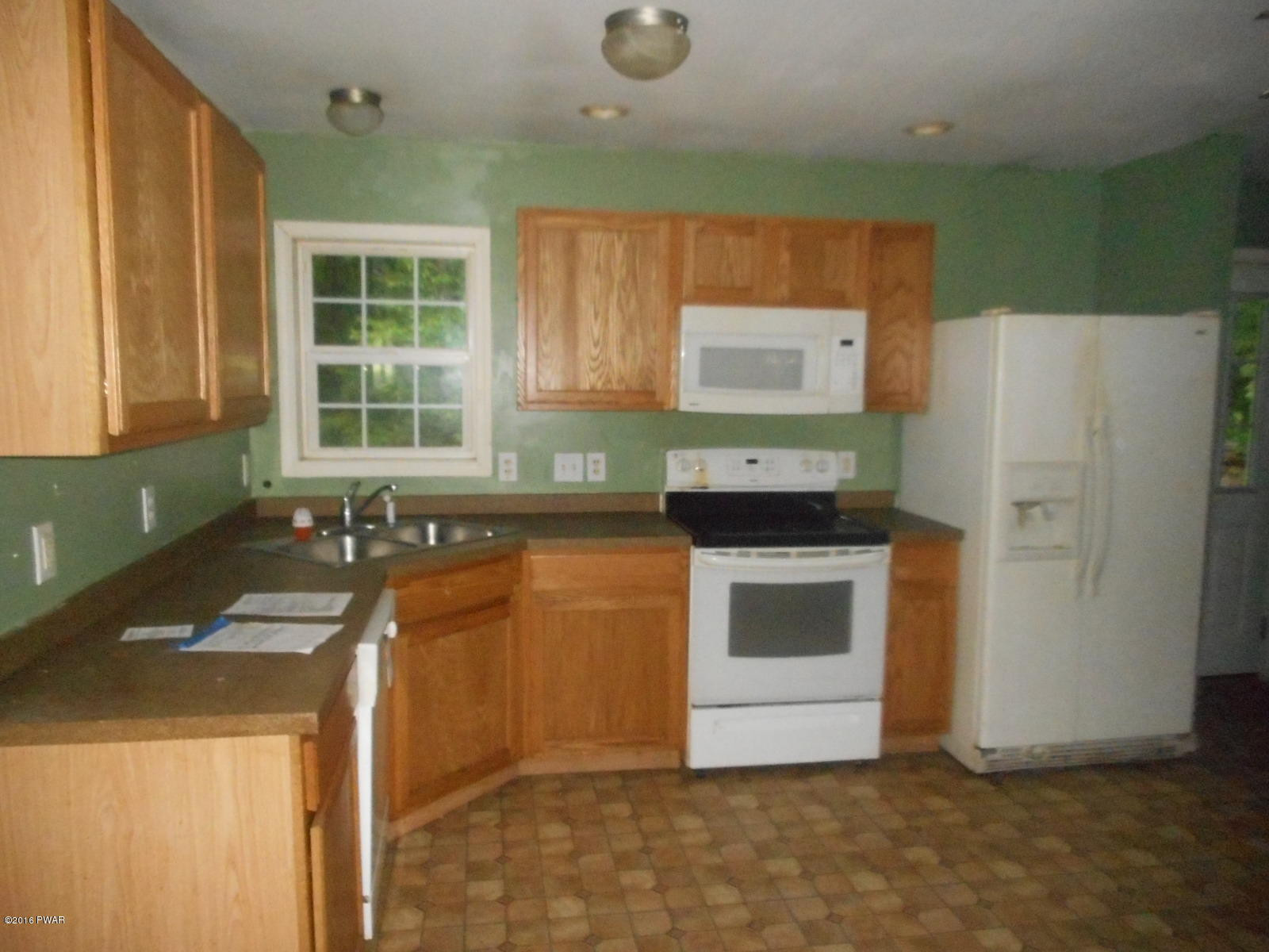 48 Ash Road East Stroudsburg, PA 18302 - Photo 11 of 19 DSCN1552