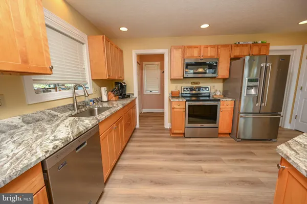 $949,000 | 8 Heron Cove East, Oakland, MD 21550