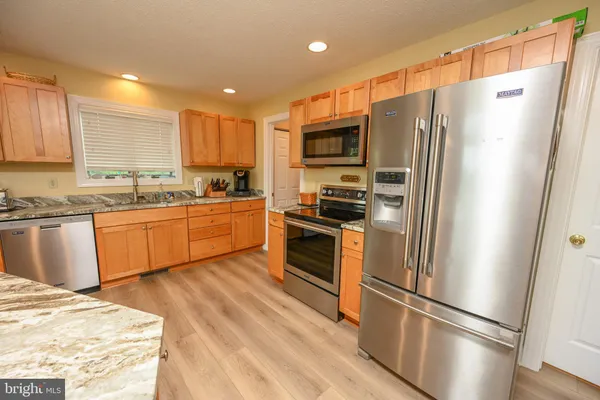 $949,000 | 8 Heron Cove East, Oakland, MD 21550