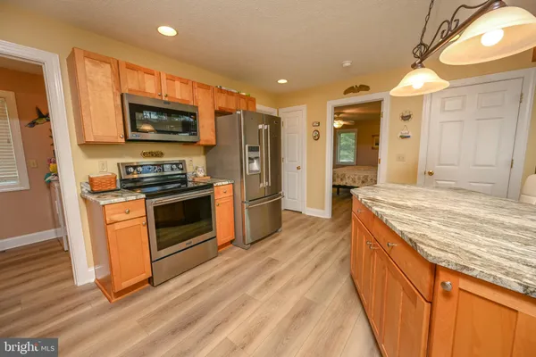 $949,000 | 8 Heron Cove East, Oakland, MD 21550