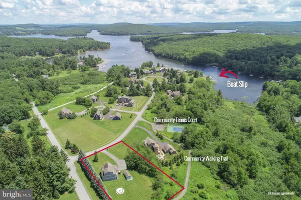$949,000 | 8 Heron Cove East, Oakland, MD 21550