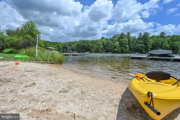 $949,000 | 8 Heron Cove East, Oakland, MD 21550