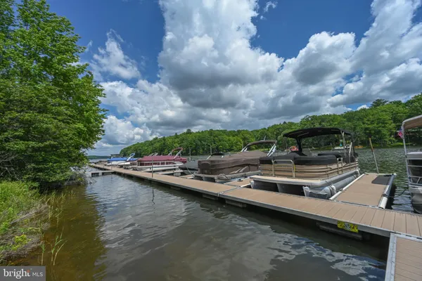 $949,000 | 8 Heron Cove East, Oakland, MD 21550