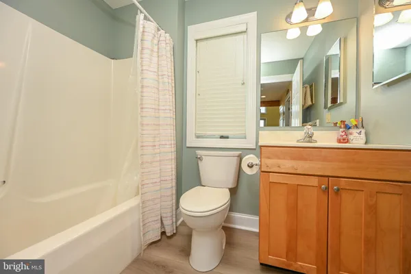 $949,000 | 8 Heron Cove East, Oakland, MD 21550