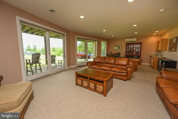 $949,000 | 8 Heron Cove East, Oakland, MD 21550