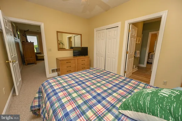 $949,000 | 8 Heron Cove East, Oakland, MD 21550
