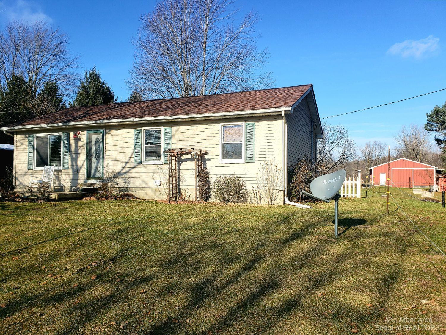 13590 Darling Road Milan, MI 48160 - Photo 1 of 64 Photo 1