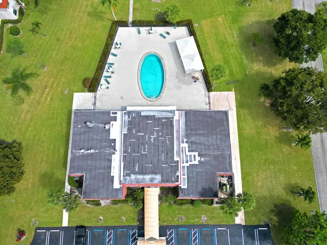 $149,000 | 12022 West Greenway Drive, Unit 206, Royal Palm Beach, FL 33411