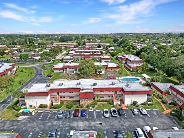 $149,000 | 12022 West Greenway Drive, Unit 206, Royal Palm Beach, FL 33411