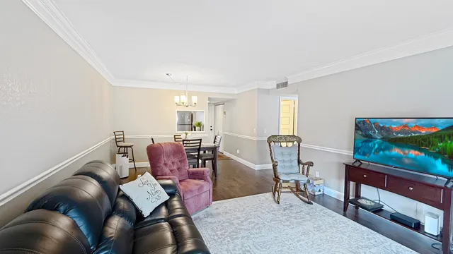 $149,000 | 12022 West Greenway Drive, Unit 206, Royal Palm Beach, FL 33411