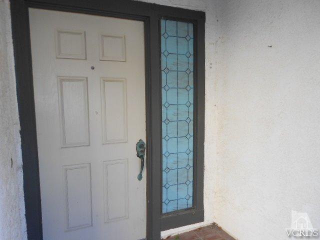 2201 Vina Del Mar Oxnard, CA 93035 - Photo 6 of 48 an empty room with windows