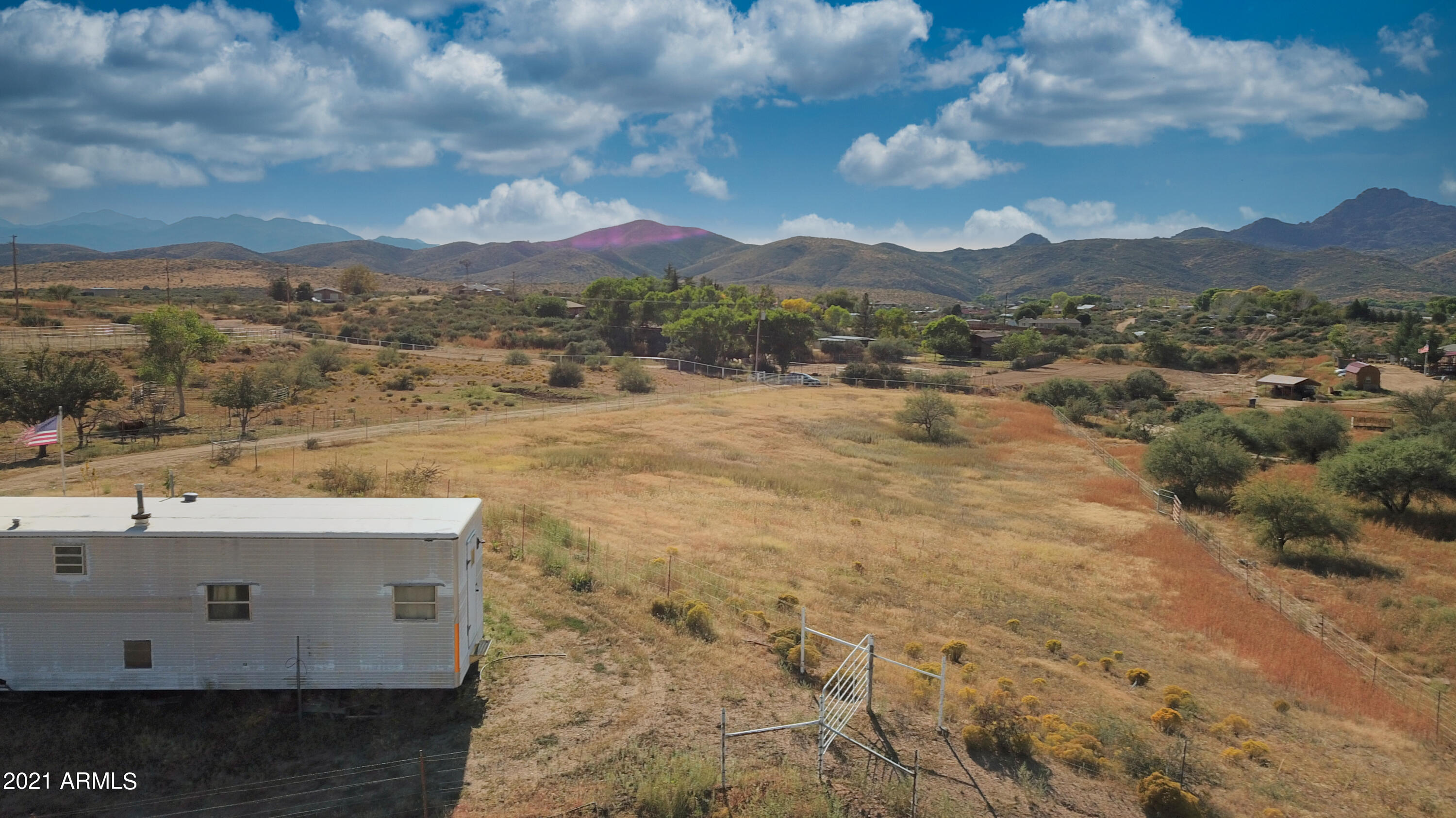6699 Windmill Road Skull Valley, AZ 86338 - Photo 13 of 17 745 E