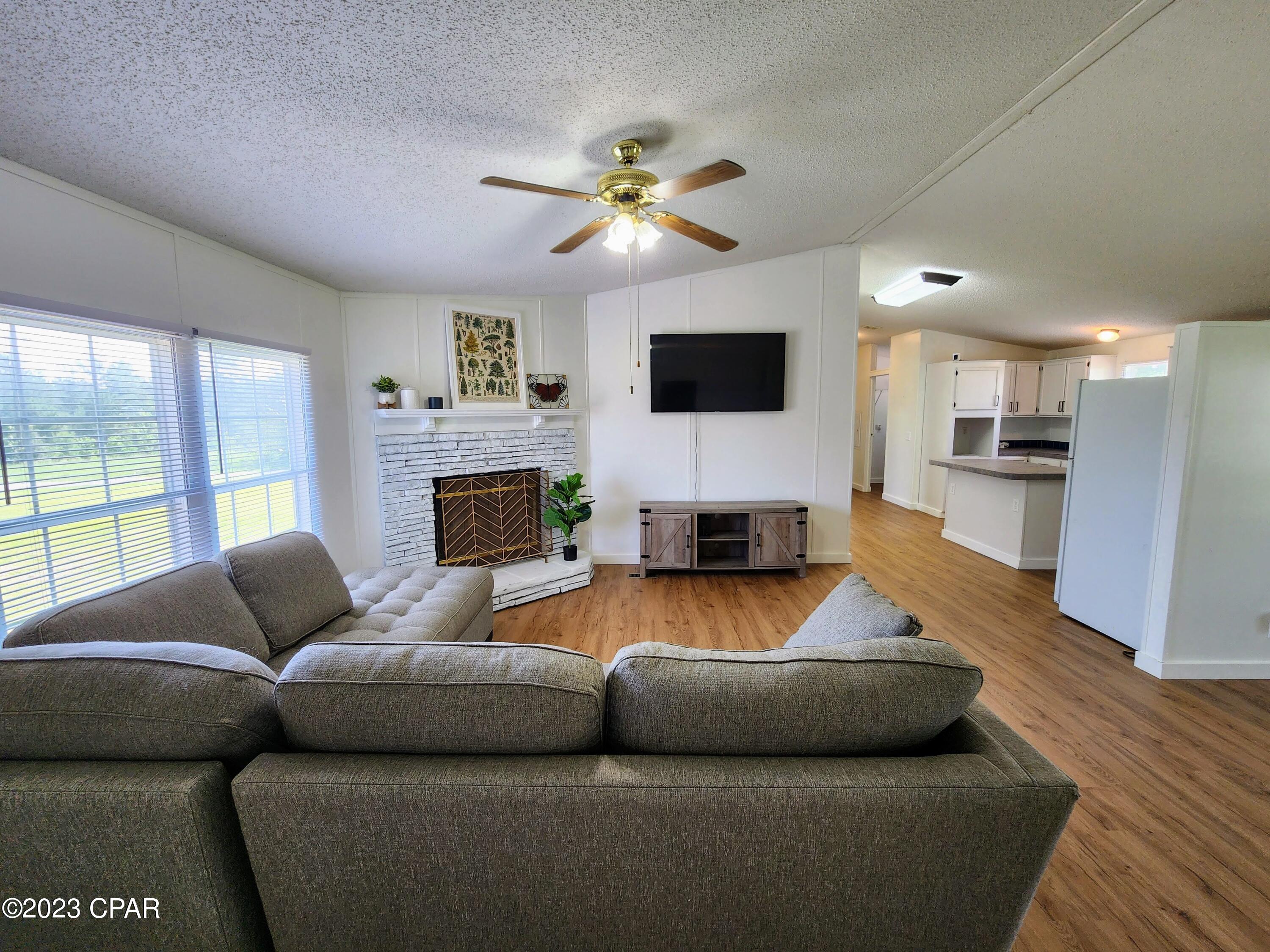 335 Alford Road Cottondale, FL 32431 - Photo 5 of 43 Gallery Image 5