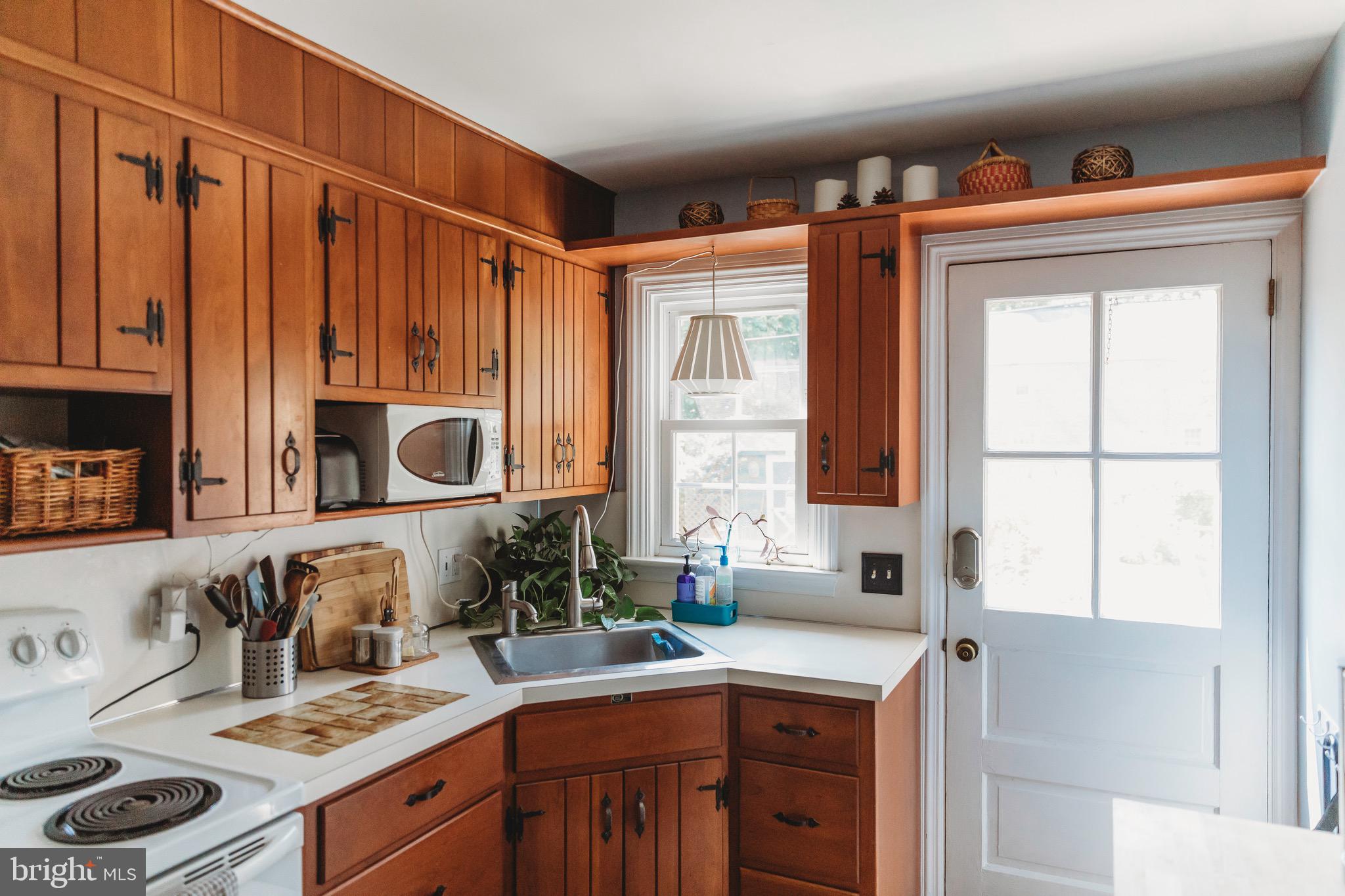 934 Pleasure Road Lancaster, PA 17601 - Photo 6 of 42 Gallery Image 6