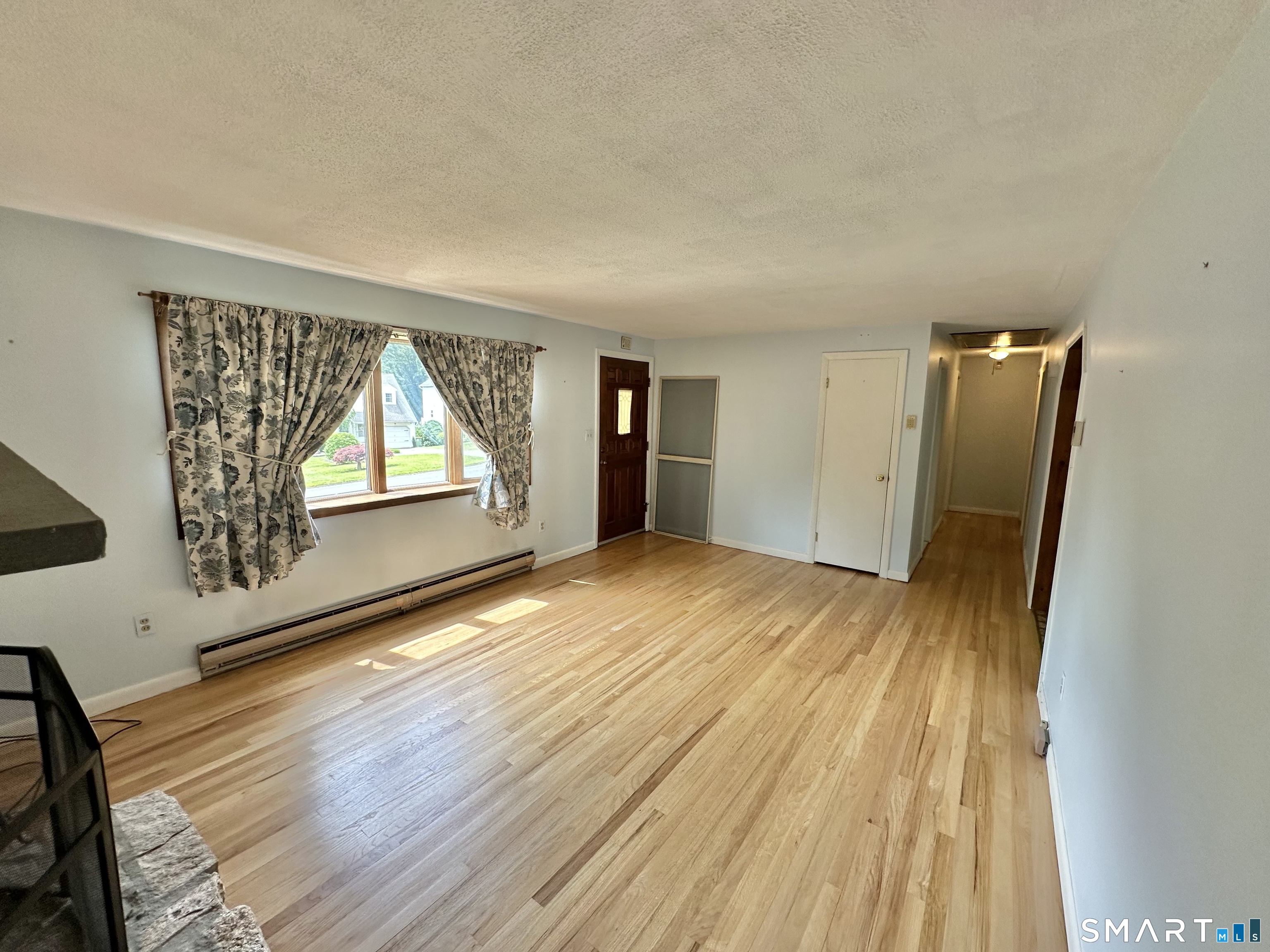 232 Lakeside Boulevard East Waterbury, CT 06708 - Photo 11 of 23