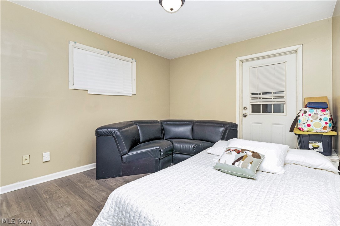 24025 Knickerbocker Road Bay Village, OH 44140 - Photo 14 of 23