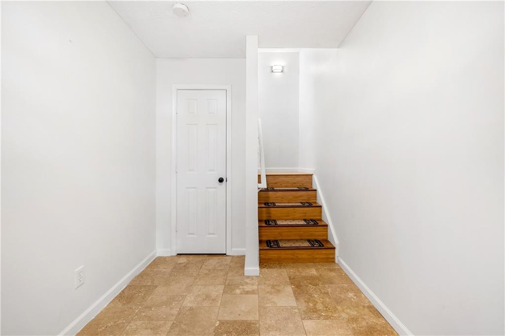 4054 Spring Cove Drive Duluth, GA 30097 - Photo 3 of 37